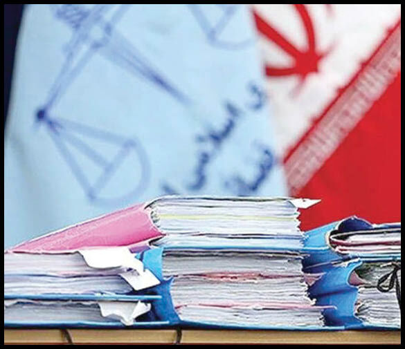انتقاد کم‌سابقه روزنامه اصولگرا از علنی برگزار نشدن دادگاه‌‌ها؛ قانون اساسی برعکس اجرا می‌شود