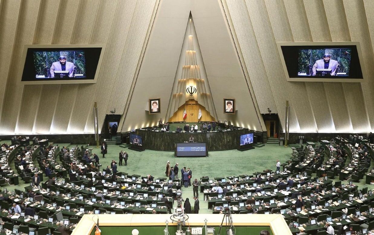 انتشار لیست نمایندگانی که شاسی‌بلند نگرفتند + اسامی
