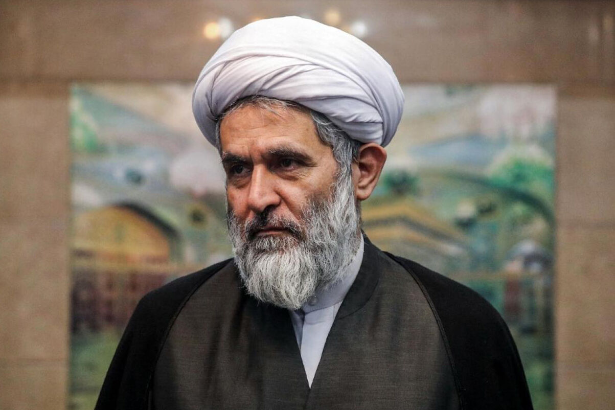 دشمن می‌خواهد ایران حقیقی را به مجازی تبدیل کند/ ایران اسلامی الگوی جدید دموکراسی در جهان است
