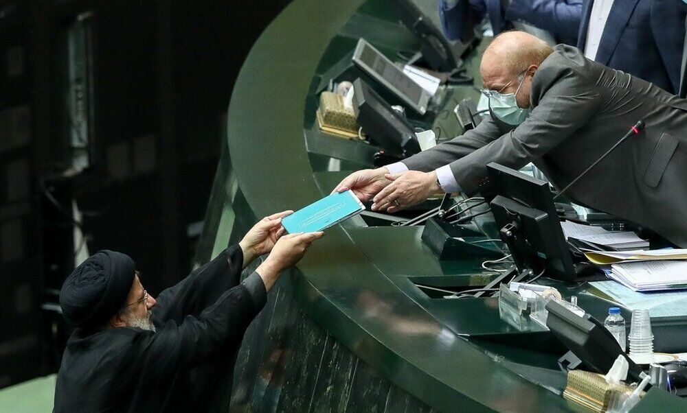 عکس معنادار خبرگزاری اصولگرا از قالیباف و رئیسی!