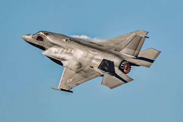 ادامه نقض حریم هوایی عراق از سوی آمریکا؛ پای جنگنده‌های F-35 به آسمان بصره باز شد