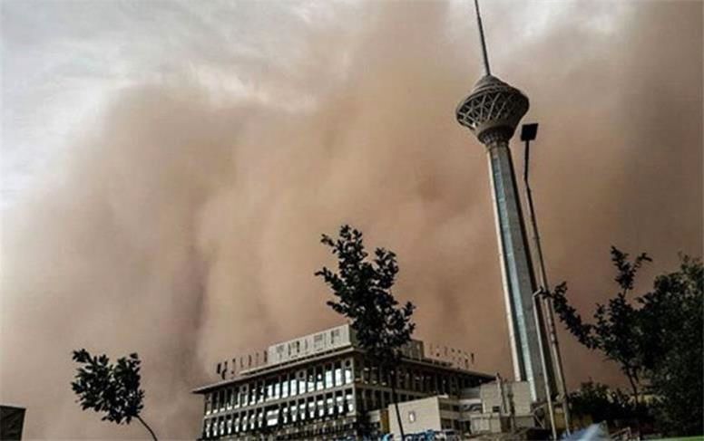 احتمال وقوع طوفان در تهران؛ بعدازظهر به سمت شمال نروید!