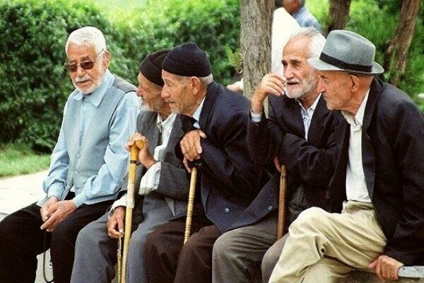 ۳۰ درصد جمعیت کشور تا سال ۱۴۲۵ «سالمند» می‌شوند