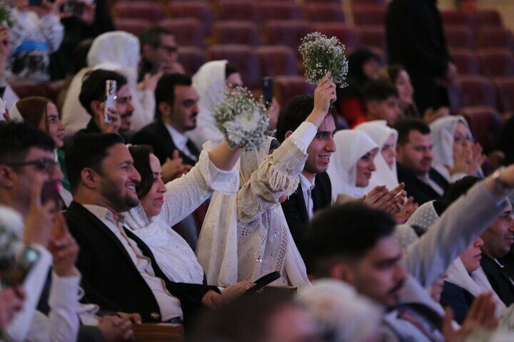 شهرداری تهران در برج میلاد جشن عروسی برگزار کرد + عکس