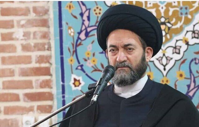 خرید کالای غیرضروری گناه کبیره و خیانت به کشور است