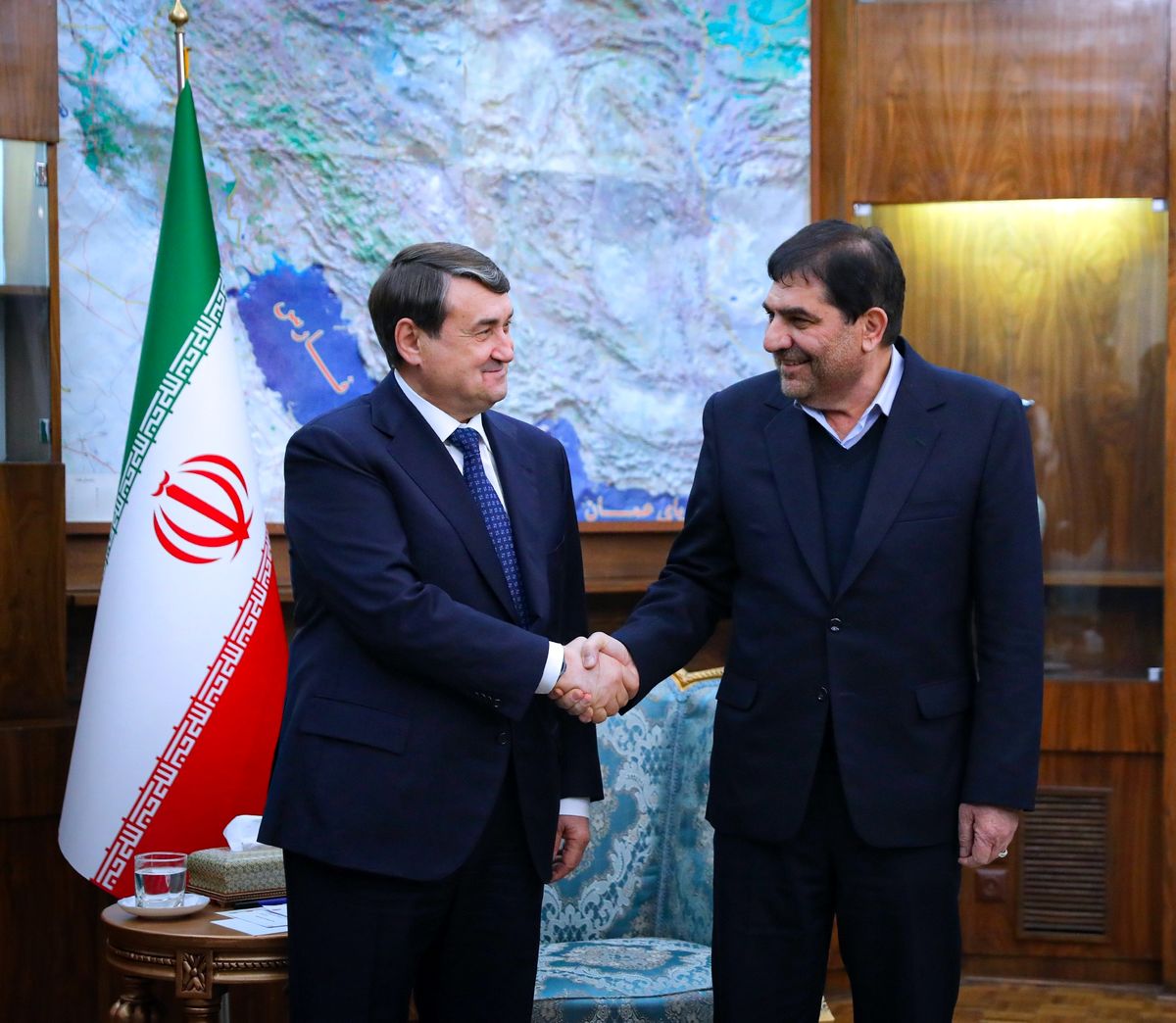 ایران از مشارکت شرکتهای روسی در توسعه زیرساختهای حمل و نقل و ترانزیت استقبال میکند