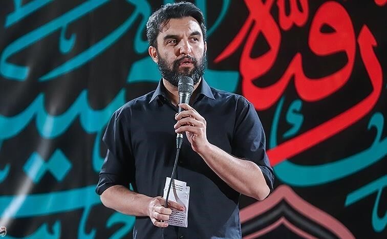 طعنه مداح معروف به مسئولین؛ هم غزه هم تورم + عکس