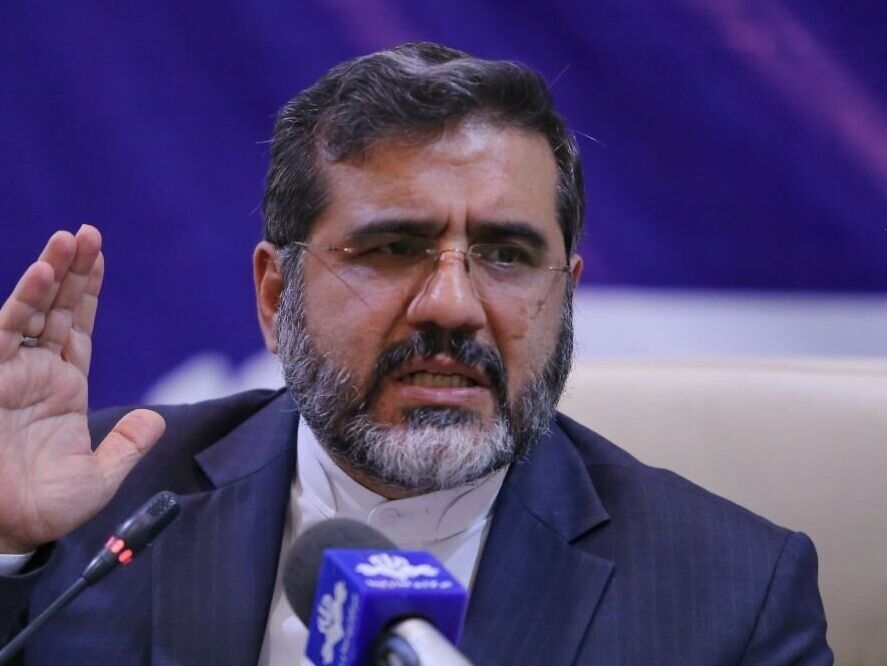 400 جوان حزب‌اللهی به زودی وارد وزارتخانه می‌شوند/ سه سال است که نمایش خانگی از وزارت ارشاد جدا شده است