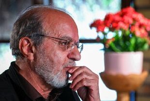 من بارها گفته‌ام اگر اینستاگرام را می‌بندید درست ببندید؛ درمورد تلگرام هم می‌گفتم آن را از نفس بندازید تا بیاید بگوید چشم!