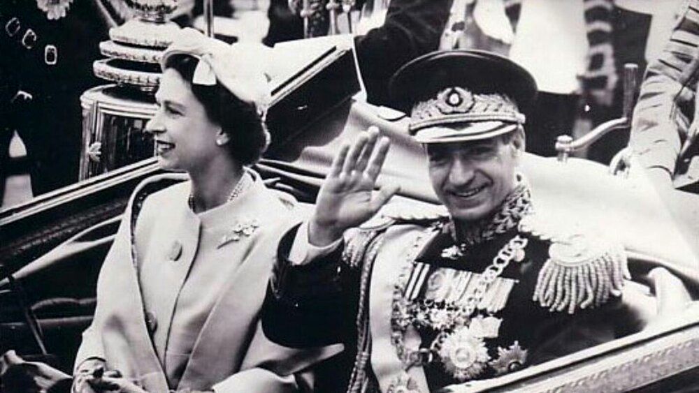 وقتی‌ باغبان‌ چهلستون اصفهان کلید توالت را به همراه ملکه انگلیس نمی‌دهد