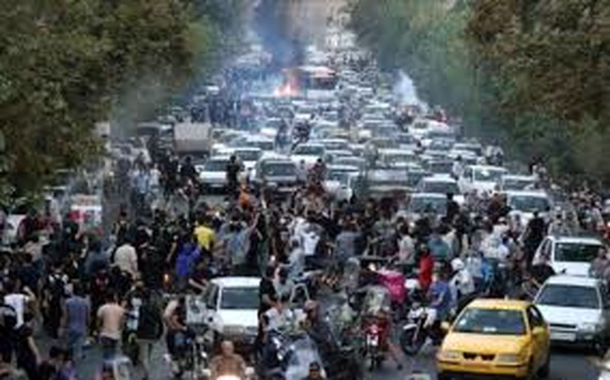 نسل جدید از اصلاحات و اصلاحطلبی عبور کرده/ خاتمی هم به تلویزیون بیاید برای کسی مهم نیست