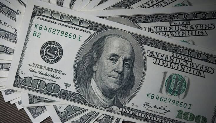 قیمت دلار امروز شنبه ۲ آبان ۱۴۰۵ هنگام بازگشایی بازار / دلار آزاد چند شد؟