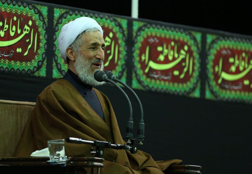 امتحان الهی برای مردم است