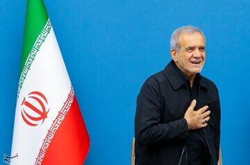 پزشکیان از رویکرد اصلاح‌طلبی فاصله گرفته است؟