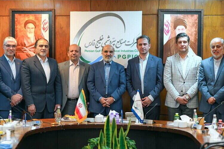 هلدینگ خلیج فارس نماینده تام‌الاختیار خود در باشگاه استقلال را معرفی کرد/ از این پس همه چیز زیر نظر این فرد خواهد بود!
