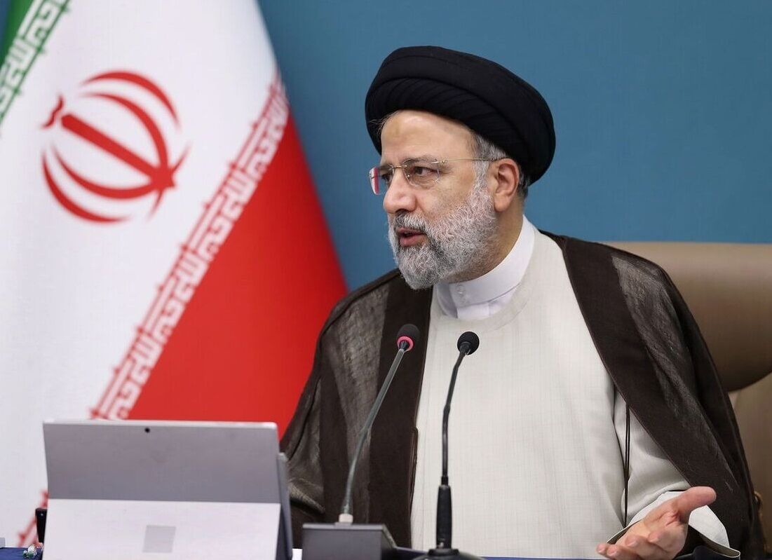 دشمن در حوادث اخیر به دنبال القای یأس و ناامیدی است /در بیشتر خرابکاری‌ها در منطقه شیطنت آمریکا دیده می شود