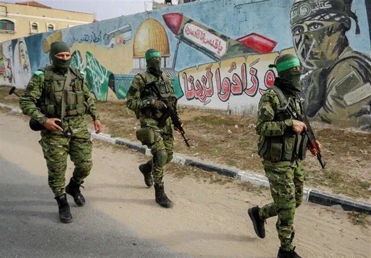 نماینده حماس در لبنان: تا زمان تداوم اشغالگری، سلاح مقاومت را تحویل نخواهیم داد