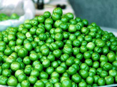 کاهش قیمت میوه‌های نوبرانه/گوجه سبز 70 تا120 هزار تومان/ توت فرنگی 60 تا 40 هزار تومان