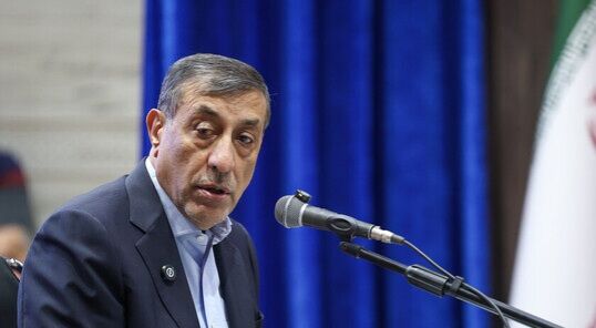 قائم‌پناه: در نظرسنجی که انجام شده، اکثریت مردم از عملکرد دستگاه‌های اجرایی رضایت نداشتند/  وقتی مردم احساس بی‌پناهی کنند، برای رفع مشکلات خود به‌دنبال کمک از عوامل خارجی می‌روند
