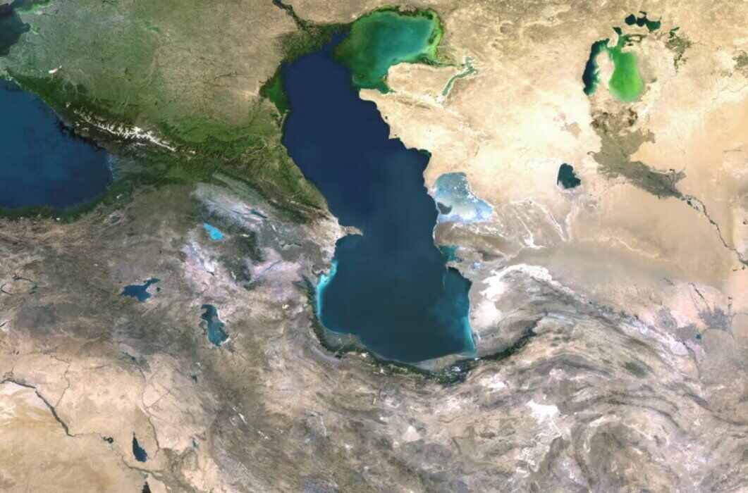 سی‌ان‌ان: جنگ اوکراین به دریای خزر کشیده شد / زلنسکی در تلاش است که این پیام را به ترامپ منتقل کند که «در یک جبهه قرار داریم»
