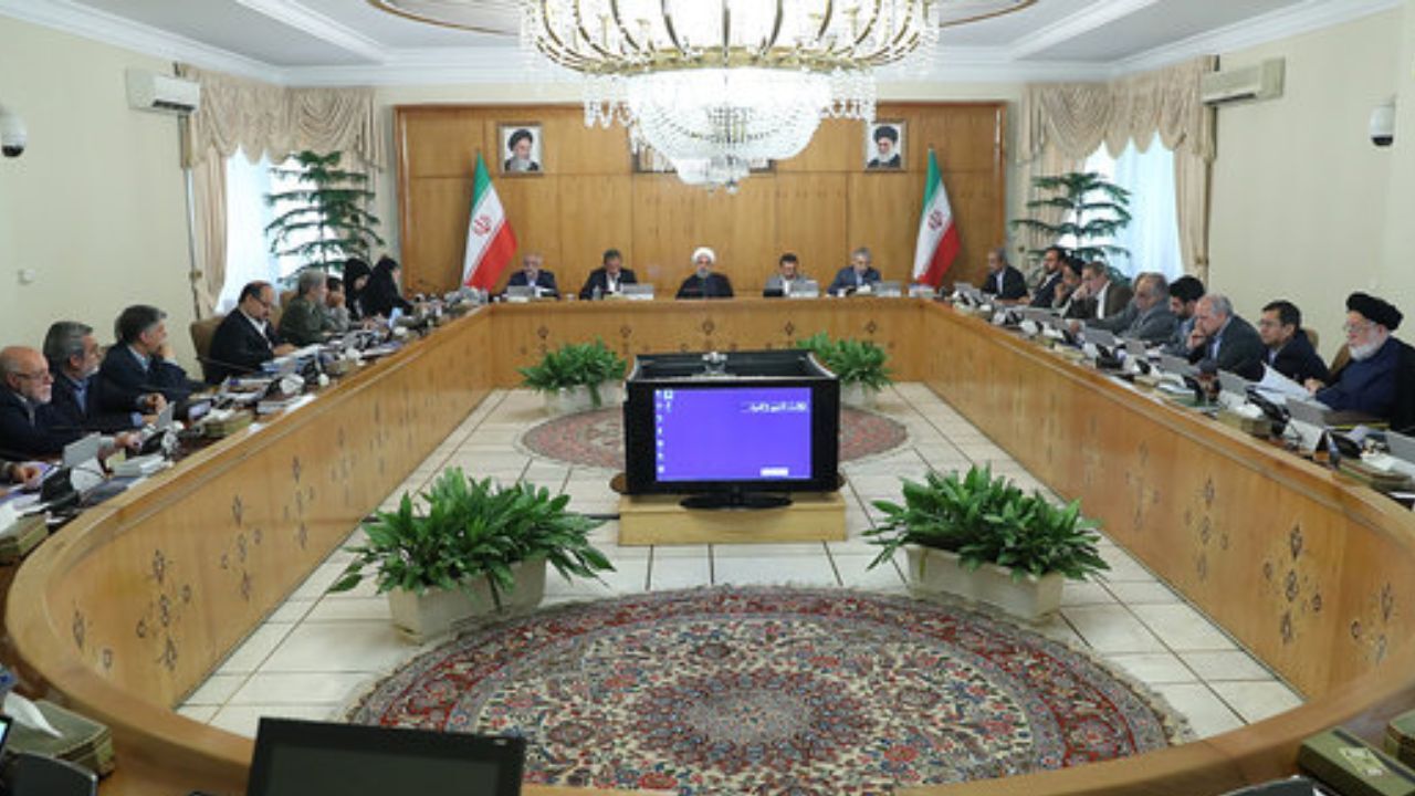 موافقت دولت با اختصاص اعتبار به ناجا/ ارائه گزارش راه‌اندازی سامانه ثبت حقوق و مزایای رؤسا و مدیران کلیه دستگاه‌های اجرایی
