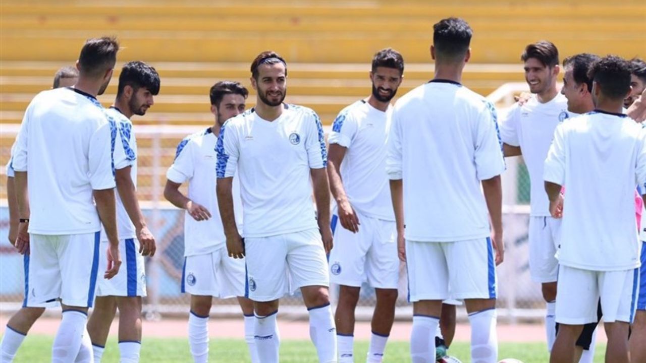 مدیر استقلال افشاگری کرد؛ بازیکنان می‌گویند تمرین را ببندید!