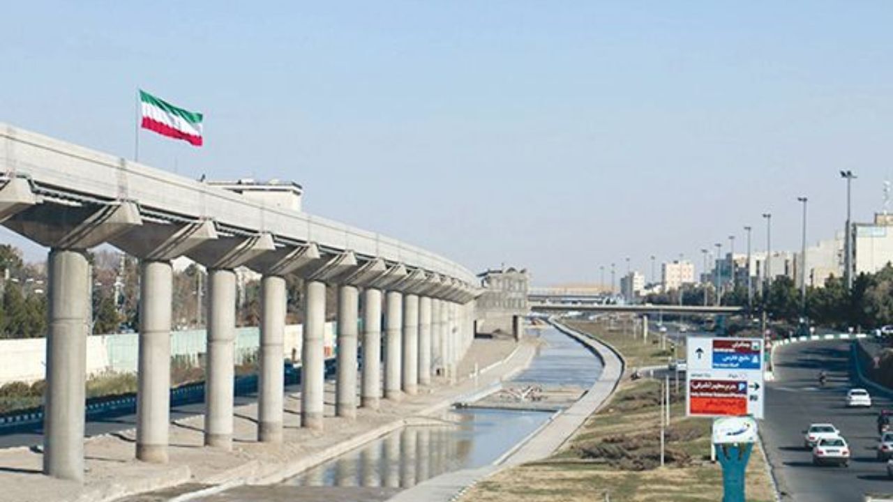 مونوریل قم آینه عبرت اجرای طرح های غیر کارشناسی