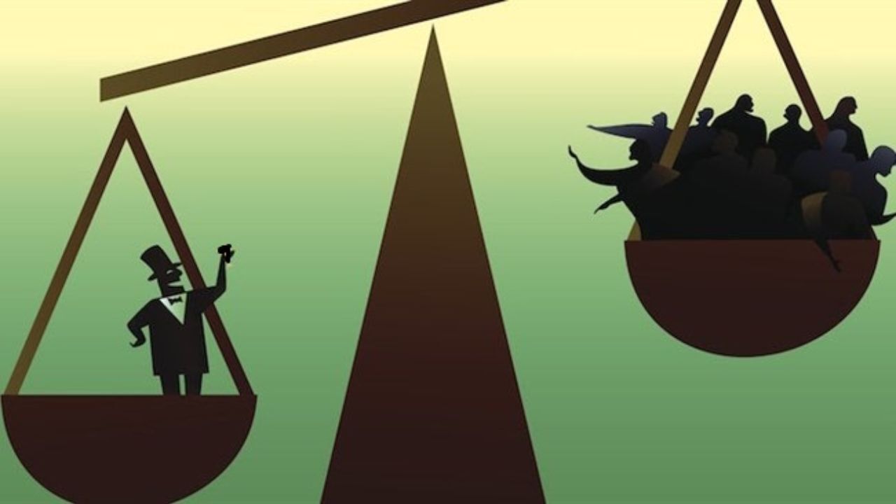 توزیع عادلانه ثروت چگونه محقق می‌شود؟