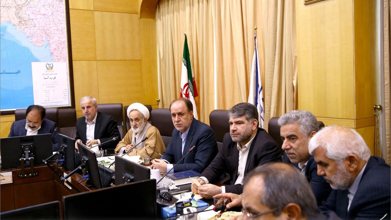 سردار غیب پرور به فراکسیون ولایی می‌رود