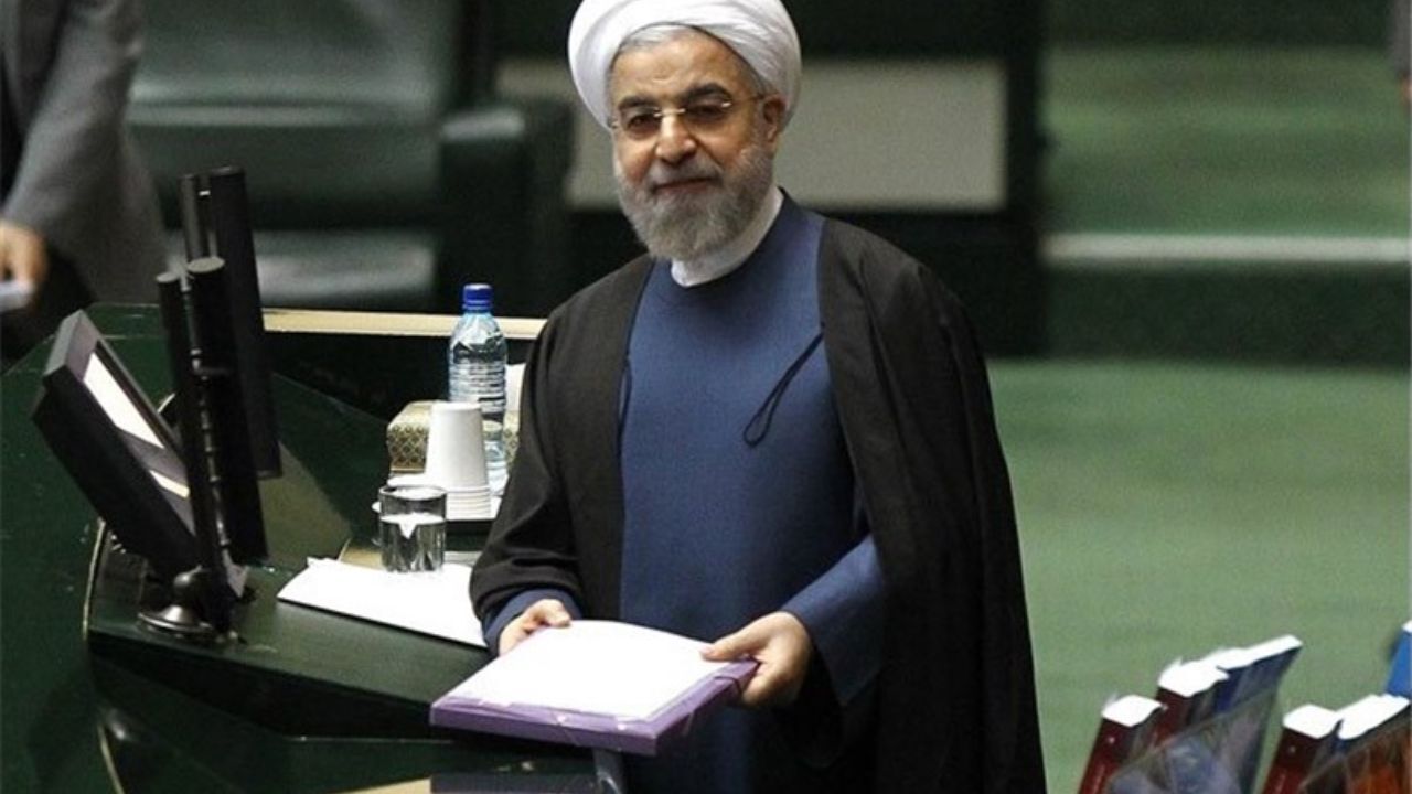 25 آذر روز دفاع روحانی از بودجه 98