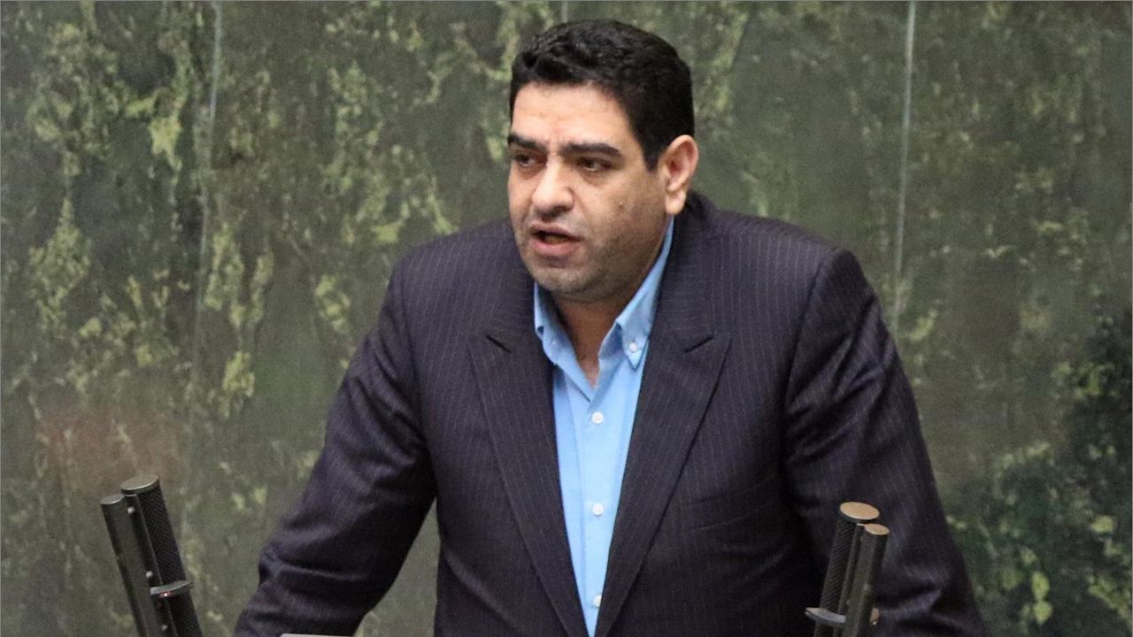 دلسوزان مملکت با مافیای پشت پرده مقابله کنند/ به موفق‌ترین وزیر خارجه پس از از انقلاب حمله نکنید، به جایی نمی‌رسید