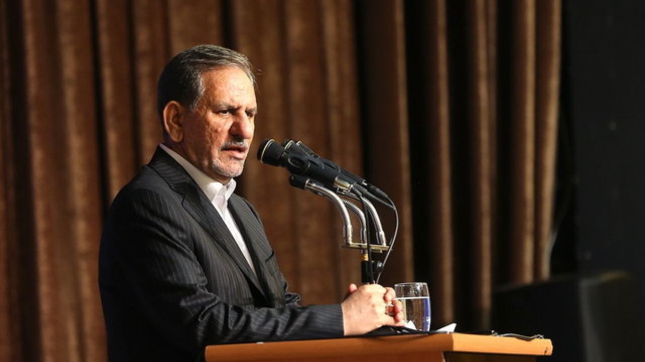جوهر آزادی خواهی و عدالتجویی دانشجویان جوشان مانده است