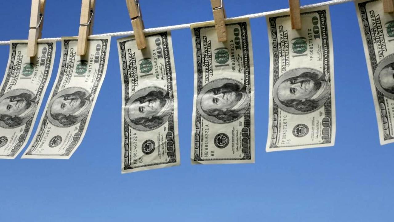 عقب نشینی اصولگرایان در ماجرای پولشویی در سینما