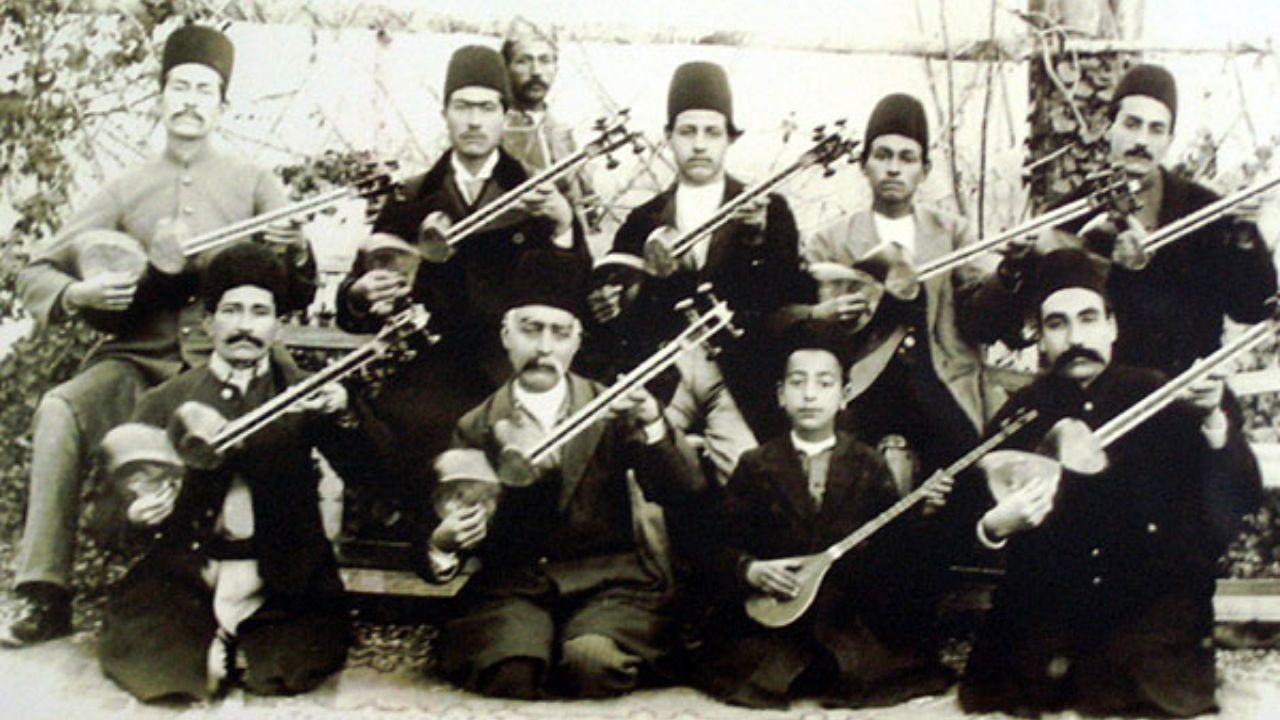 با موسیقی مطربی فرهنگ‌سازی می‌کردند