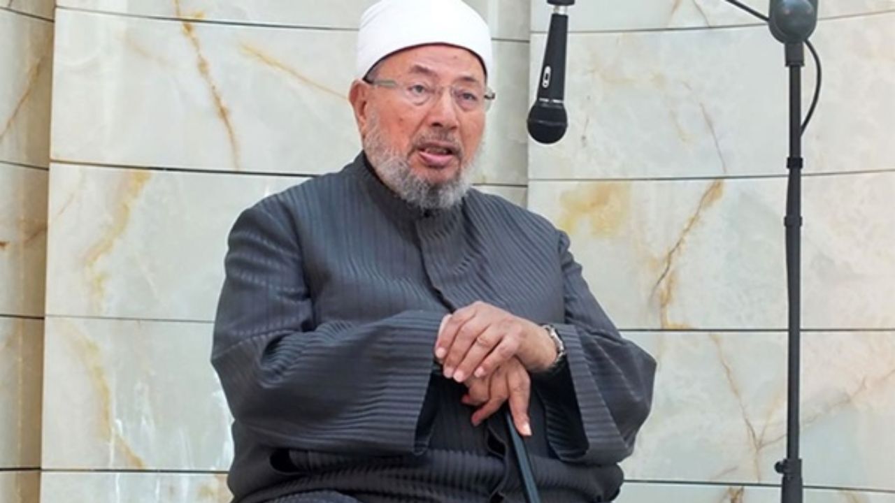 از دستور کار خارج شدن پیگرد قرضاوی از اینترپل