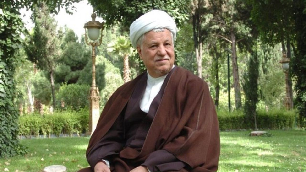 برای مرحوم هاشمی حفظ نظام از همه چیز بااهمیت‌تر بود