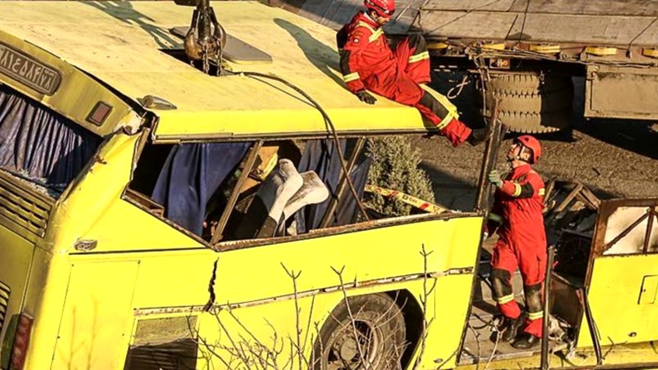 هویت راننده اتوبوس دانشگاه آزاد مشخص شد
