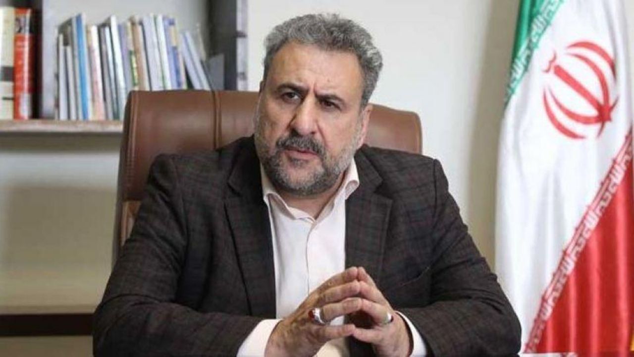 مجموع در آمد دانشگاه آزاد به یک تریلیون تومان می‌رسد/ علت حادثه اتوبوس در دانشگاه آزاد تعطیل بودن استاندارد در کشور است/ مجلس باید برای جلوگیری از حوادث فعال باشد/ حساسیت کمیسیون امنیت در افزایش بودجه دفاعی تاثیر داشت