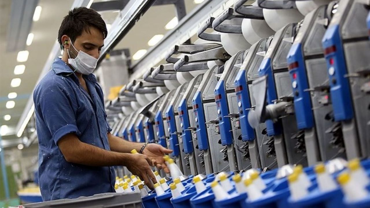 درخواست فعالان صنعت نساجی برای اصلاح نرخ پایه صادراتی تولیدات