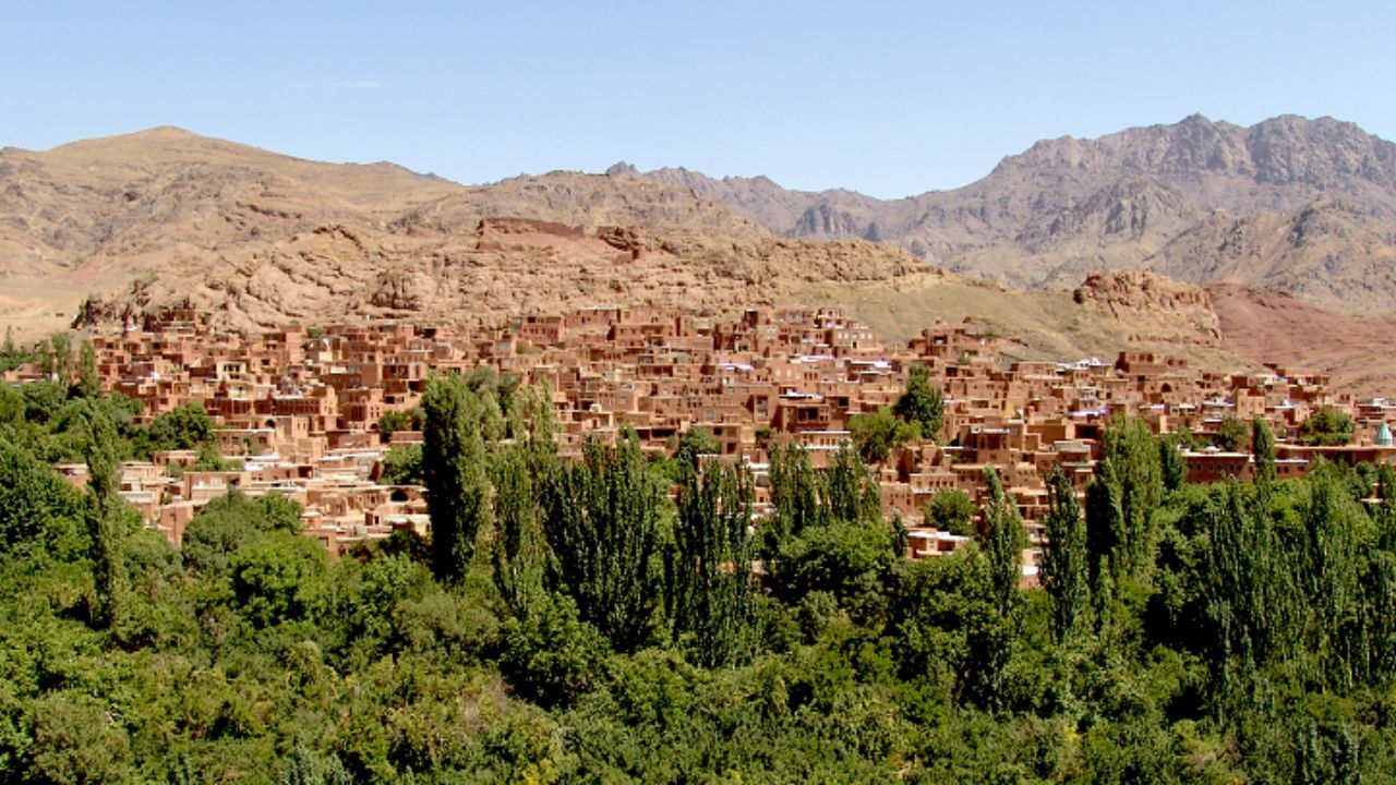 سرخ‌دشت، طلایی می‌شود + ویدئو