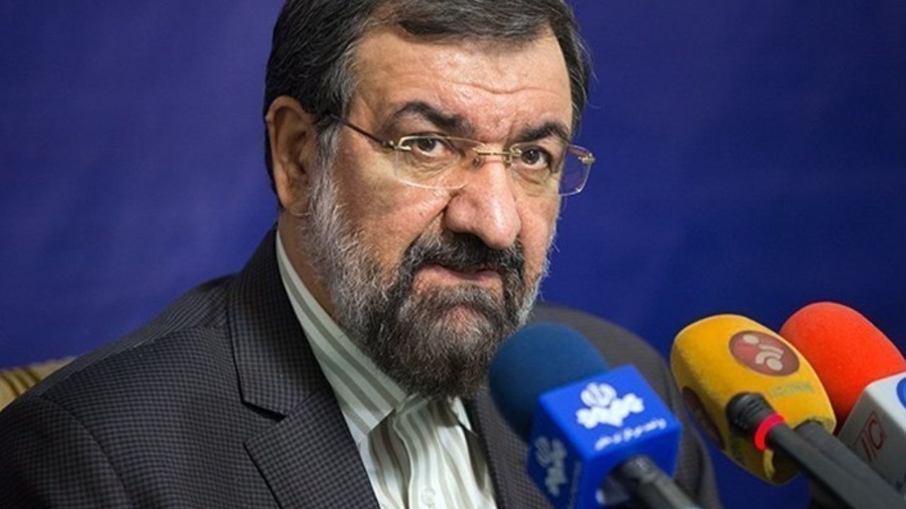 برخی می‌گویند درباره دوران جنگ صحبت نکنید/ عده‌ای هنوز دنبال توافق با غرب هستند