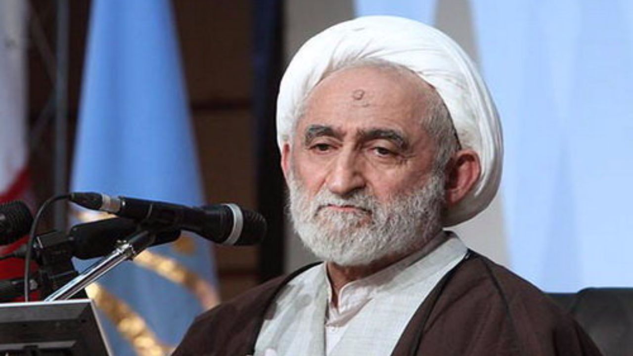 مراجع بالاخره بگویند حوزه پول بگیرد یا نگیرد/ آقایی که در جلسه بسیار مهم می‌گوید نباید از دولت پول بگیرند، خب به حرف که نمی‌شود/ آیا هرکسی هوس کند، می‌تواند درس خارج بگوید؟/ حوزه در عین عظمت مشکلاتی دارد