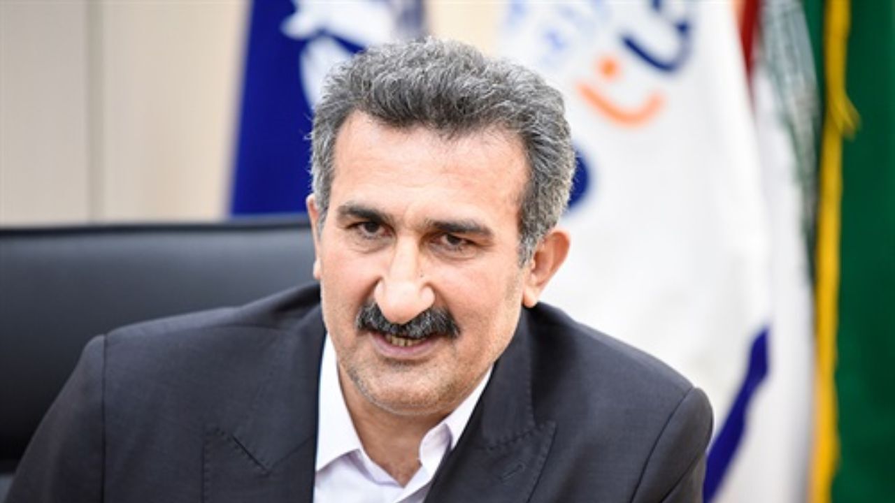 مردم می‌توانند از کارت سوخت شخصی خود استفاده کنند