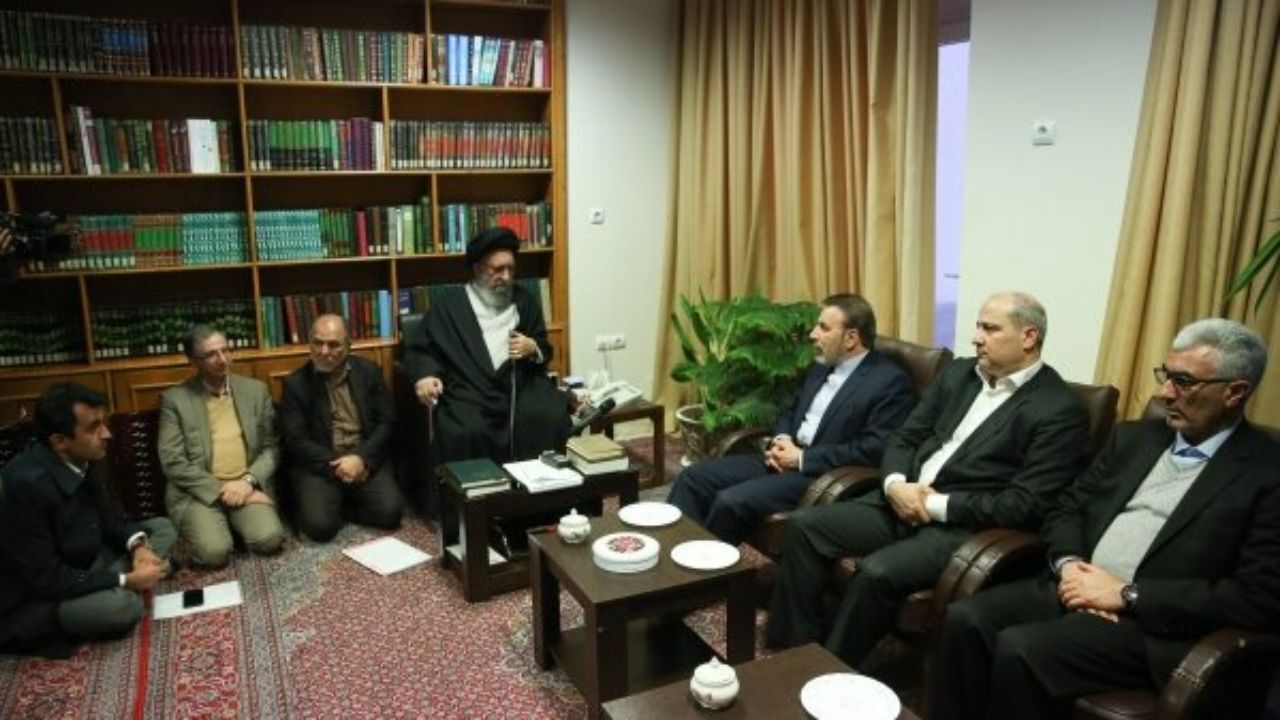 تقویت روحیه وحدت، مشکل‌گشای شرایط فعلی است/ بیش از هر زمان دیگری نیازمند وحدت و انسجام در کشور هستیم