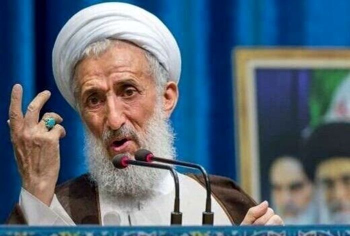  امام جمعه موقت تهران: تقوا مانند لباس است و انسان بدون لباس انسان عاقلی نیست؛ بنابراین به بانوان توصیه می‌کنیم لباس عفت، شرف و آدمیت را غنیمت بشمارند