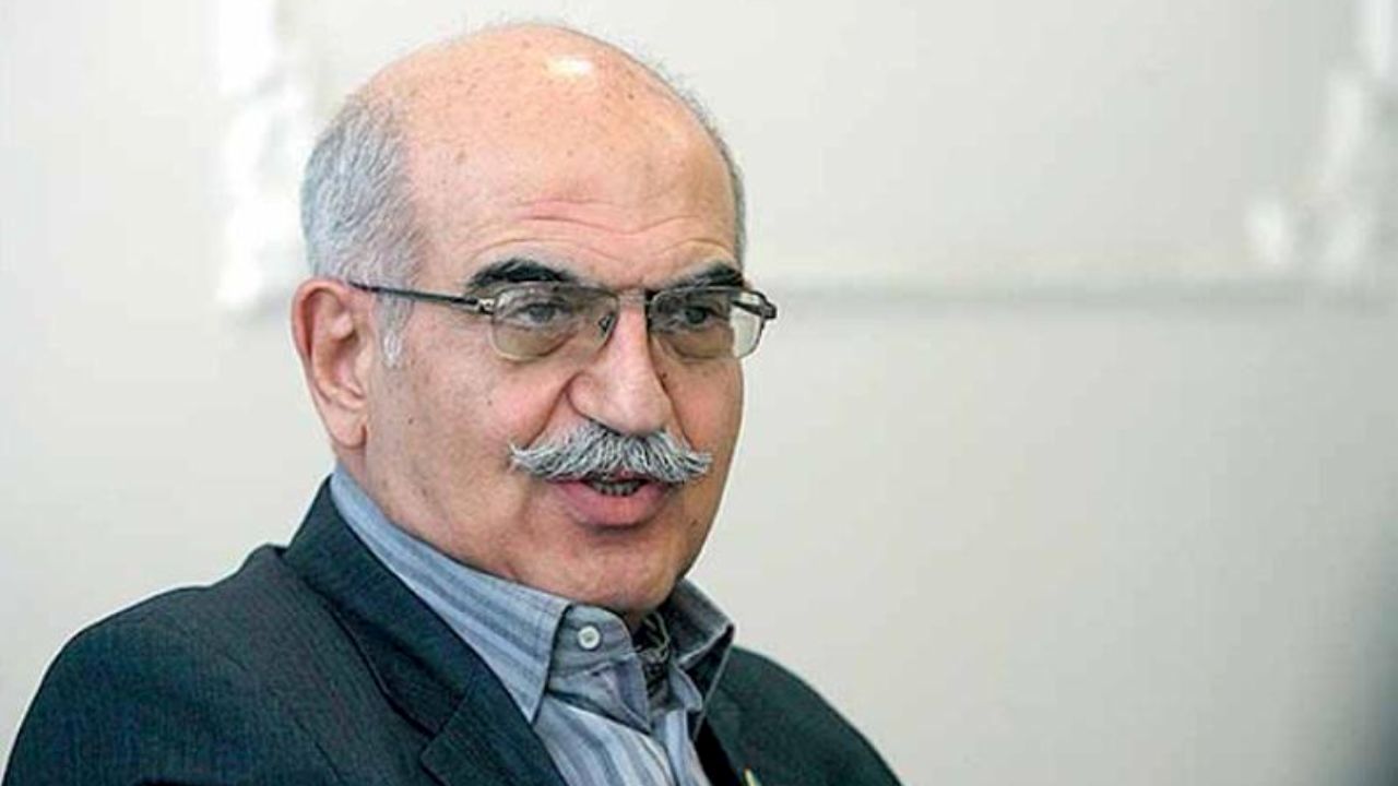 توسل به قوه قاهره نیروی انتظامی باید متناسب با عرف و وضعیت افراد باشد/ جرمی درباره ورود زنان به ورزشگاه تعریف نشده و ممنوعیتی وجود ندارد