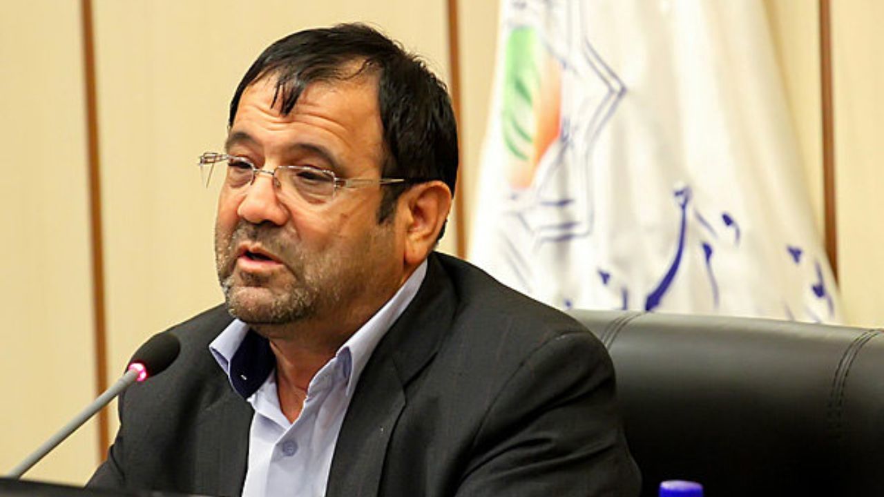 شورای شهر تا تکلیف سپنتا نیکنام مشخص نشود از عضو علی‌البدل دعوت نمی‌کند/ معتقدیم مهلت 6 ماهه قانون شوراها شامل حال سپنتا نیکنام نمی‌شود/ هیچ مرجعی تا این لحظه پاسخگوی ما نبوده است