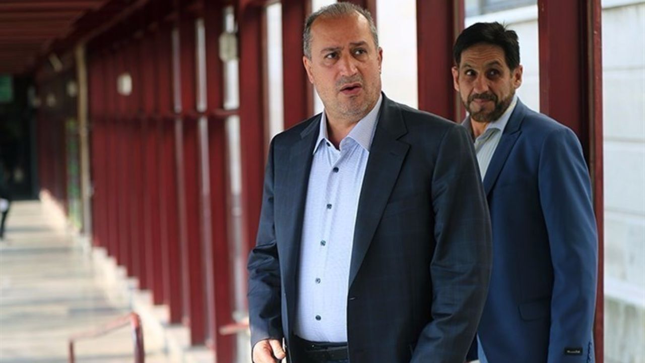 عقیلی و قربانی سرود ایران را می‌خوانند/ به خواست آدیداس،‌ قرارداد اسپانسری را تجاری کردیم
