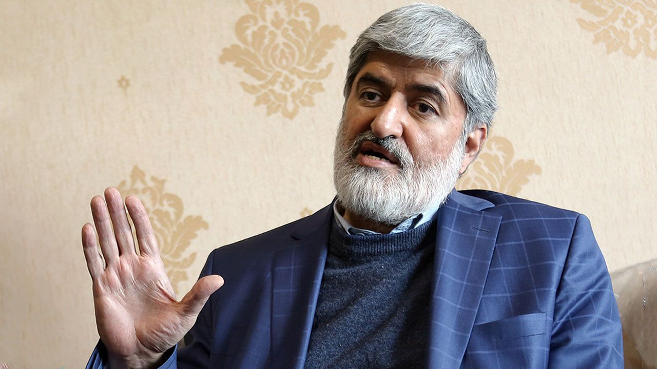 بین مقامات قضایی و امنیتی در زمینه رفع حصر اختلاف نظر وجود دارد/ محصورین برانداز نیستند/ رفتار دوگانه با احمدی‌نژاد و خاتمی قابل توجیه نیست