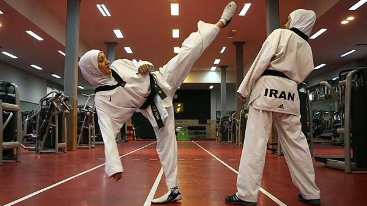 تمرین تکواندو بانوان با حضور17 هوگوپوش پیگیری می‌شود